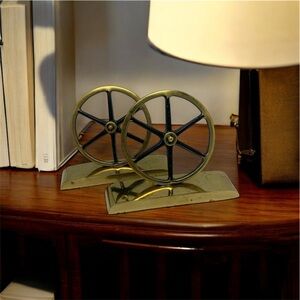1960 Virginia Metal Works Polished Brass Wagon Wheel Bookends